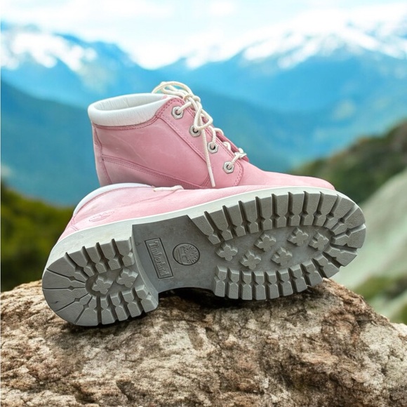 Timberland Women’s Nellie Chukka Boot. Size 7. Pink Leather Upper. - Picture 5 of 7